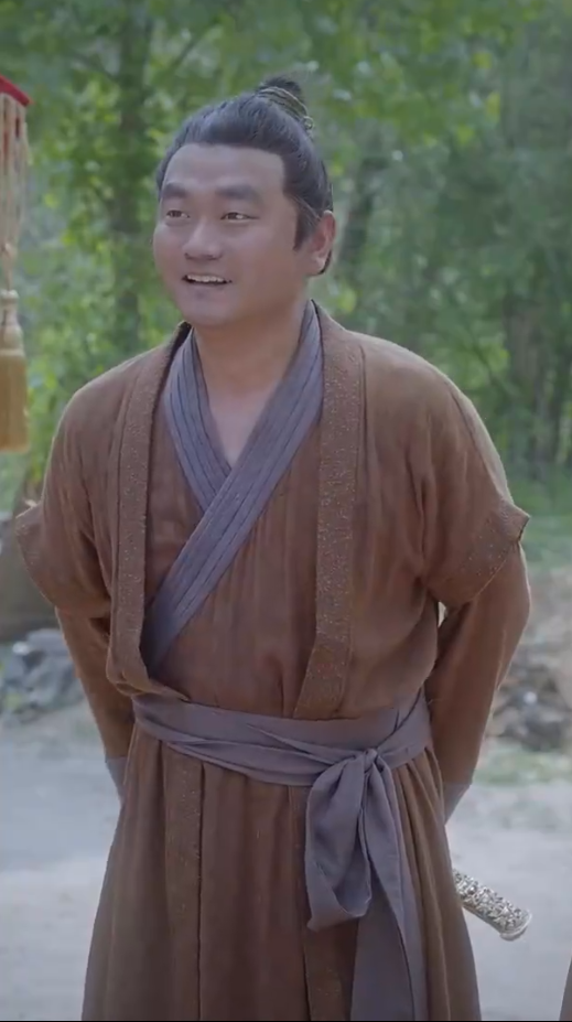 悠悠寸草心短剧第25集